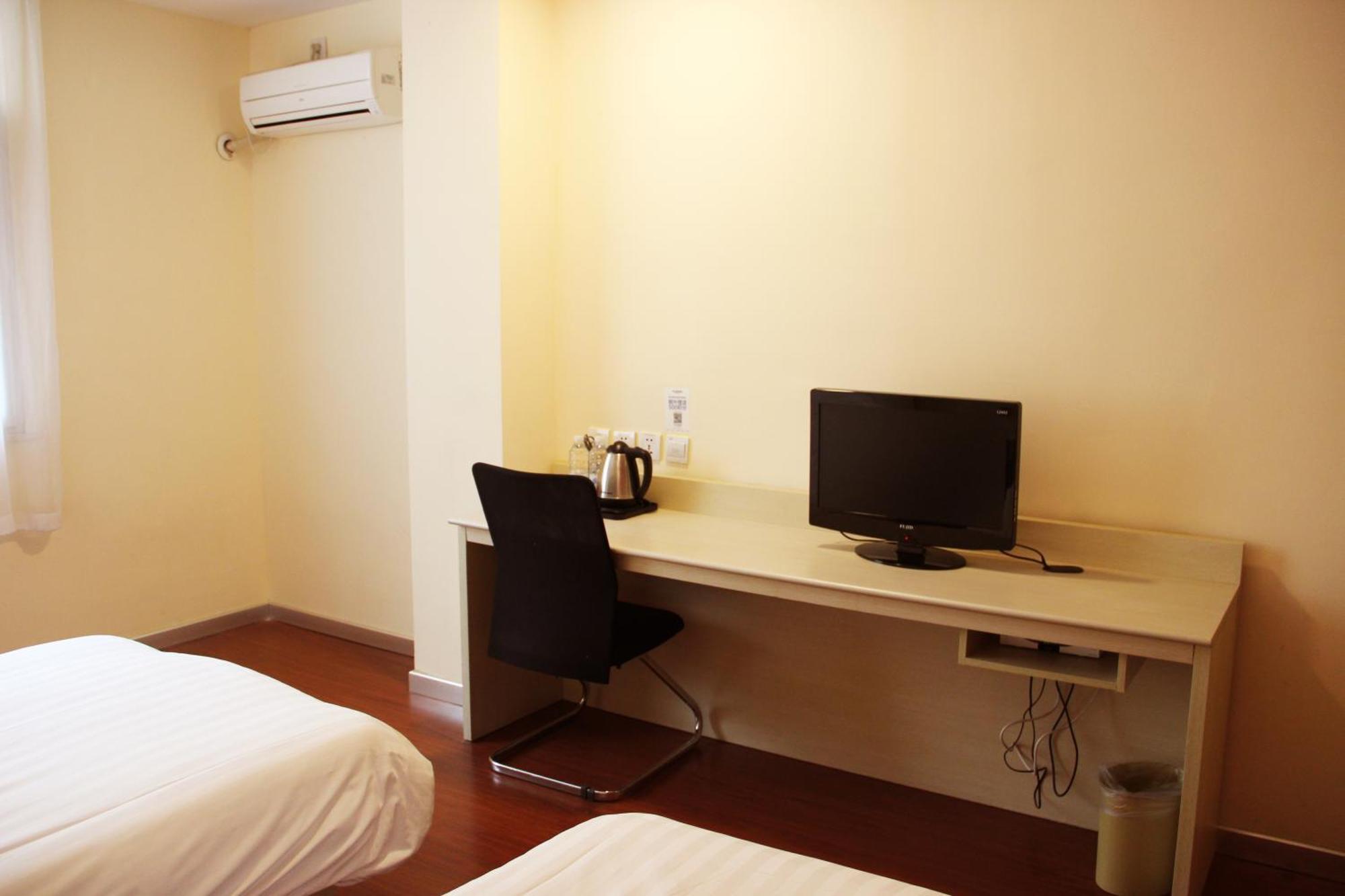 Hanting Hotel Shanghai Hongqiao Railway Station Huqingping Highway Exterior foto