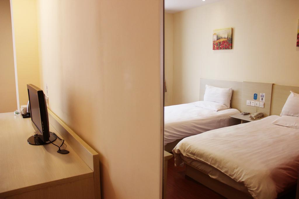 Hanting Hotel Shanghai Hongqiao Railway Station Huqingping Highway Exterior foto