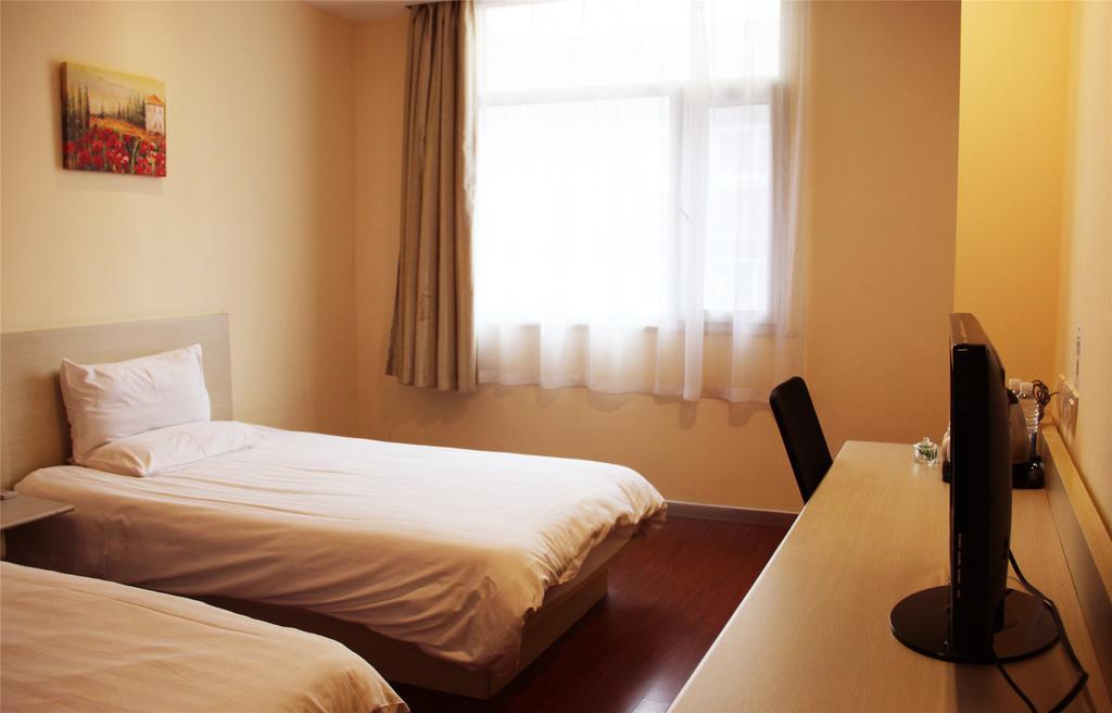 Hanting Hotel Shanghai Hongqiao Railway Station Huqingping Highway Exterior foto